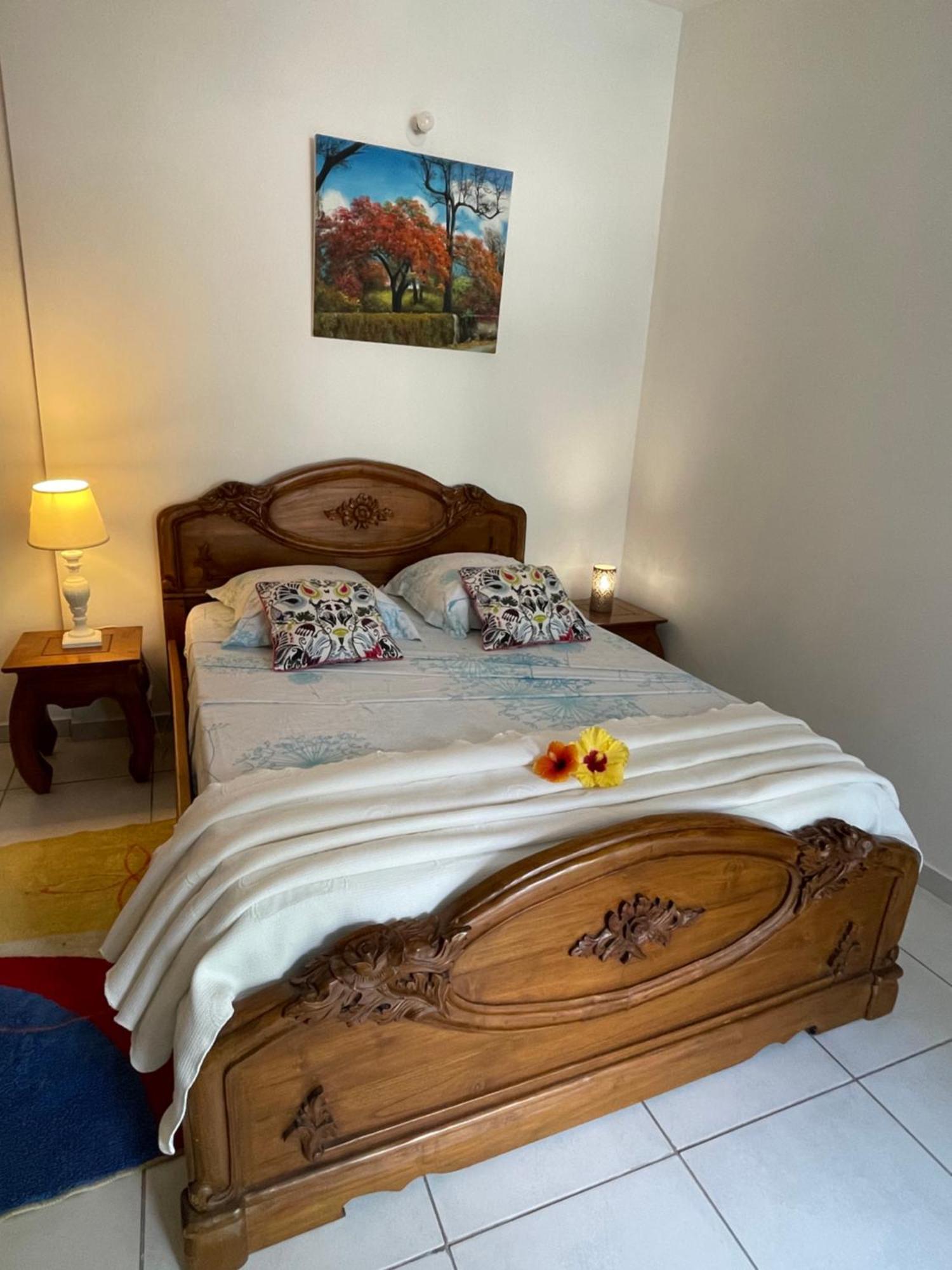 Adenora Bed & Breakfast Saint-Joseph Eksteriør bilde